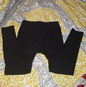 Lularoe Solid Black Leggings BNWOT